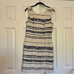 Banana Republic Navy/Cream Sleeveless Dress Size 6